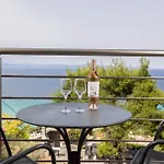 Apartment Sea View Apollo & In