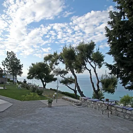 Sea View Apollo & In Apartman *