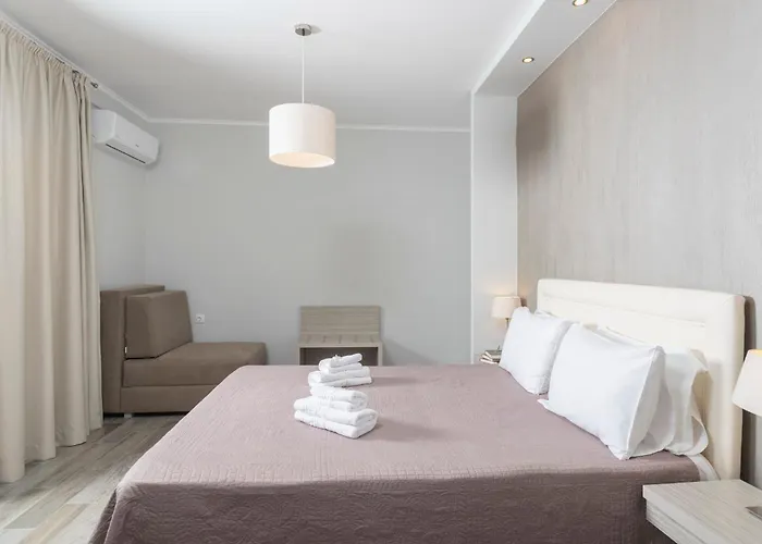 Sea View Apollo & In