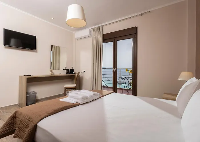 Sea View Apollo & In