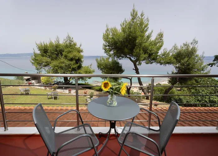 Sea View Apollo & In *